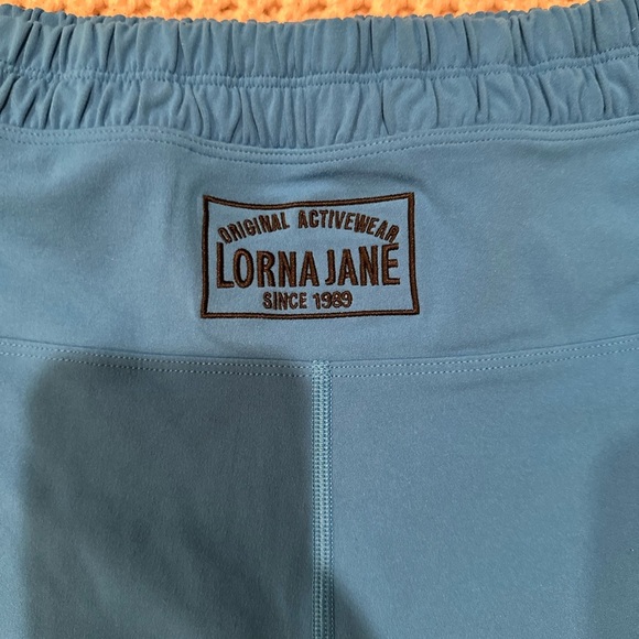 Lorna Jane Teal Activewear Shorts small size - Picture 3 of 8